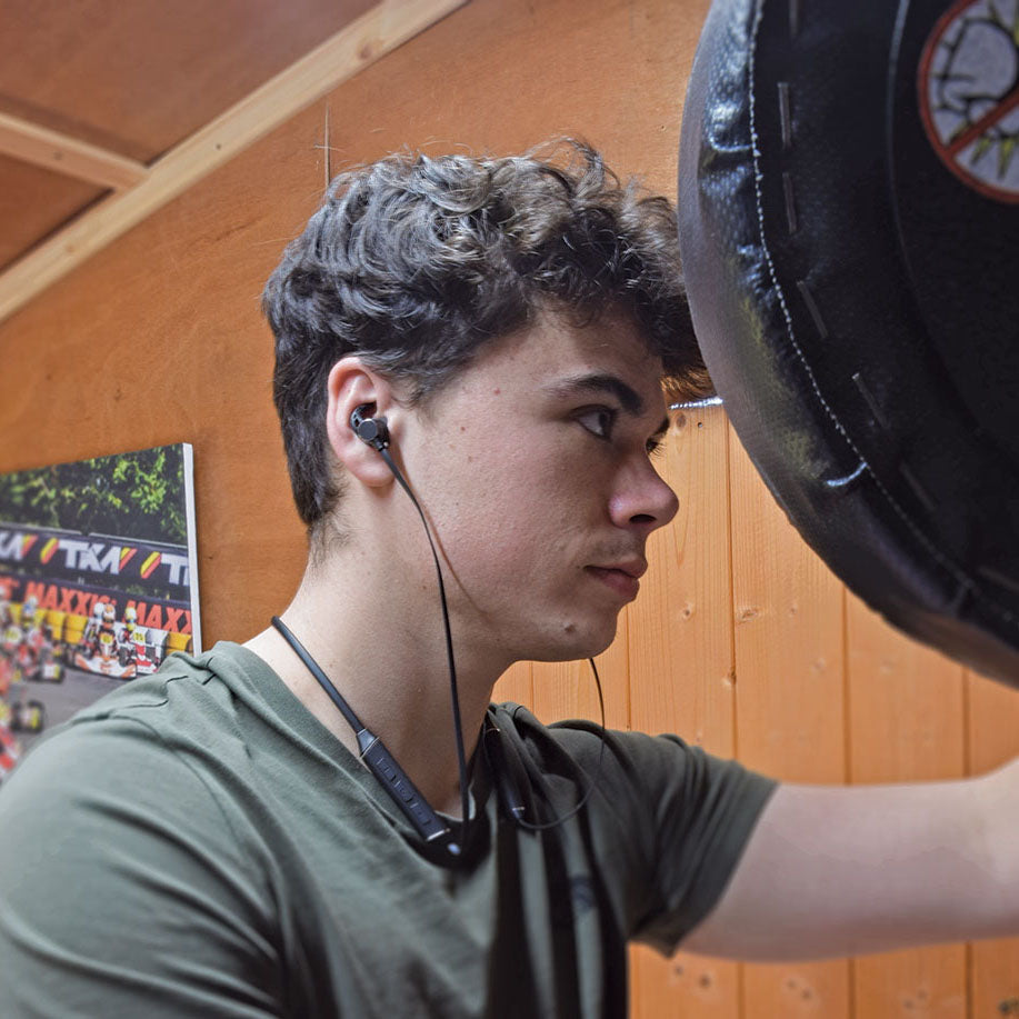 AV:Link: 100.547UK, Neckband Bluetooth Earphones, IPX4, 12h Playback, Bluetooth V5.0, Lightweight Design, Magnetic Earbuds