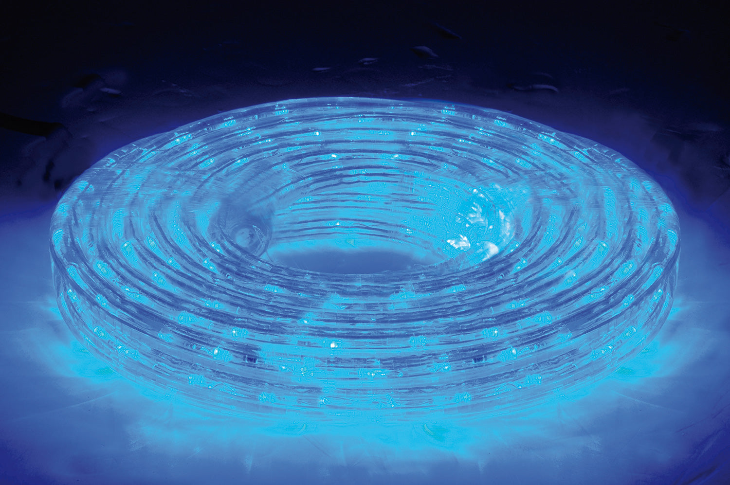 LYYT: 153.460UK, LED Rope Light, 50m, Blue, Weather Resistant, IP44, 36 LEDs/m, 100,000 hours Lifespan