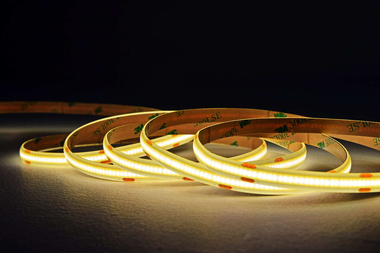 LYYT: 153.807UK, COB LED Tape Kit, 5m, Natural White 4000K, 480 LEDs/m, IP20, 24V, Easy-Peel Self-Adhesive