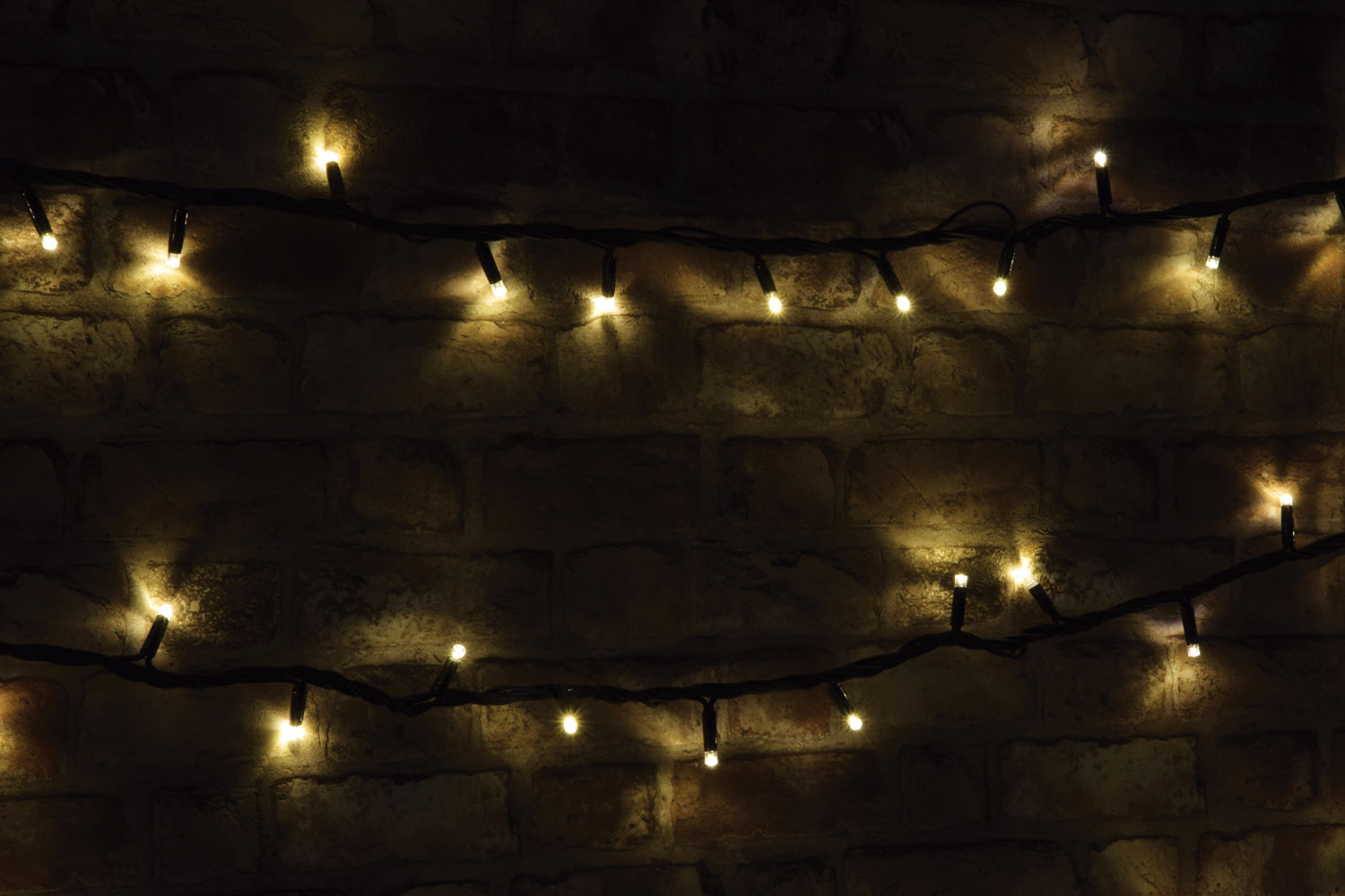 LYYT: 155.407UK, Heavy Duty LED String Lights, 180 LEDs, 20m, Black, Warm White, IP44