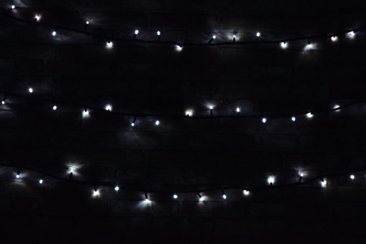 LYYT: 155.485UK, Heavy Duty LED String Lights, 180 LEDs, 20m, White, IP44, Black Cable, 7W
