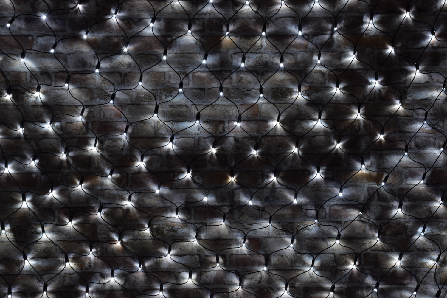 LYYT: 155.576UK, Outdoor LED Net Lights, Cool White, 240 LEDs, 5m, Heavy Duty UV Resistant Cable