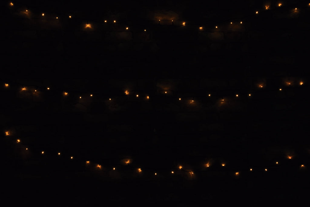 LYYT: 155.611UK, Outdoor LED String Lights, 120 Warm White LEDs, 9.5m, Battery Powered, IP44, Black Cable