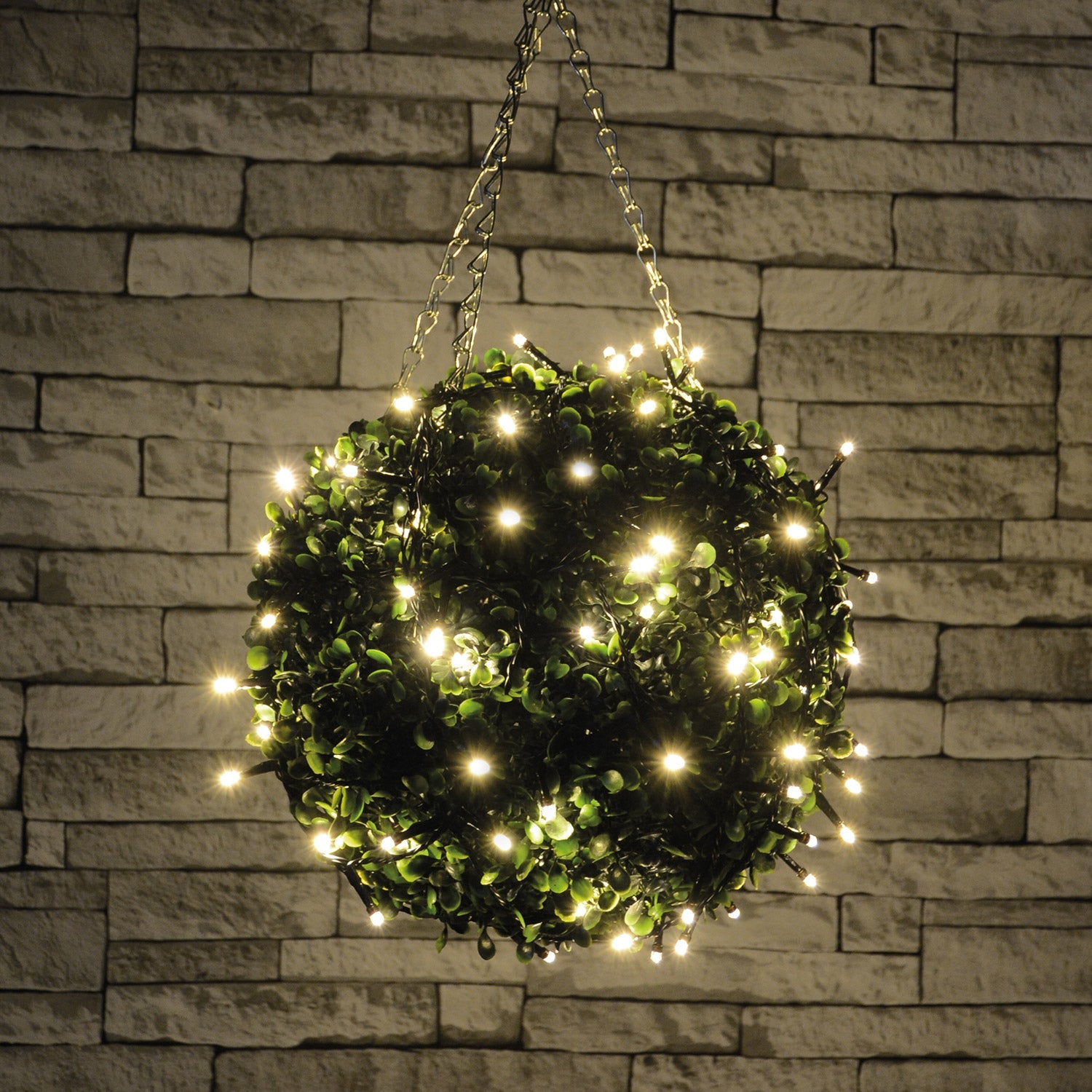 LYYT: 155.611UK, Outdoor LED String Lights, 120 Warm White LEDs, 9.5m, Battery Powered, IP44, Black Cable