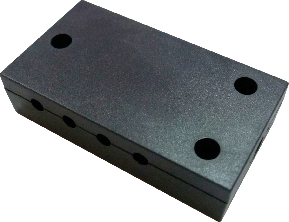 Knightsbridge: LED8SPLIT, 8-Way PVC Splitter for LED Striplights, 12/24V DC, Durable PVC Construction